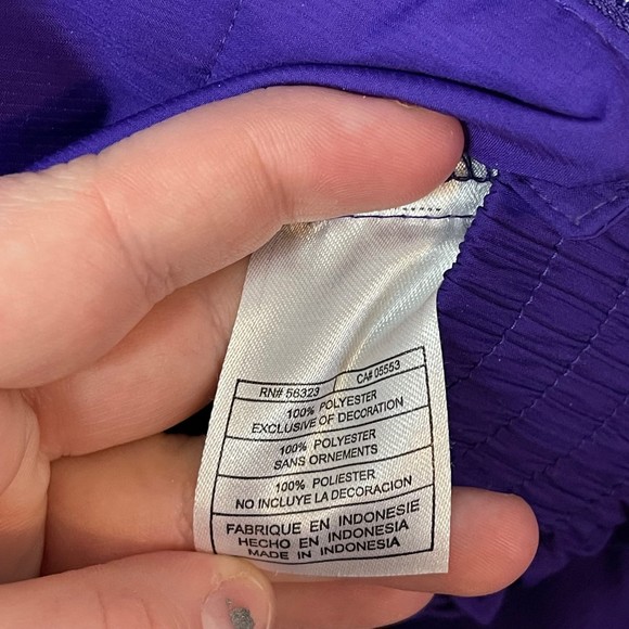 Nike Team Apparel Louisiana State University Tigers Lightweight Men’s Jacket - Picture 6 of 8